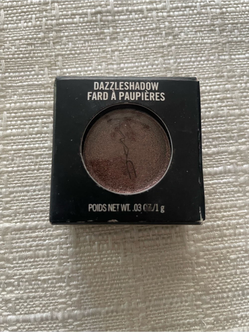 MAC Cosmetics Dazzleshadow Single Eyeshadow - Shimmery Dreamy Beams - Picture 6 of 6